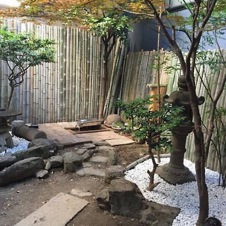 Gomaharu Guesthouse Osaka Exteriör bild