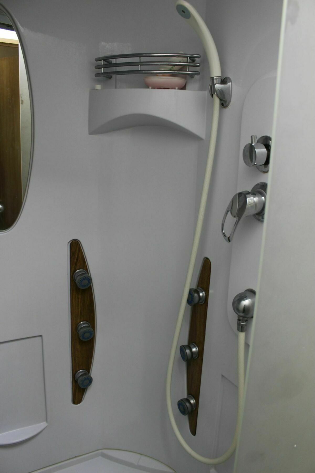 Gomaharu Guesthouse Osaka Exteriör bild